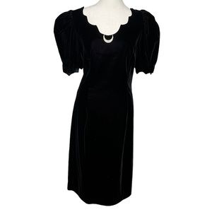 Vintage Goth Princess Cachet Black Velvet Pointed Scalloped Puff Sleeve Dress